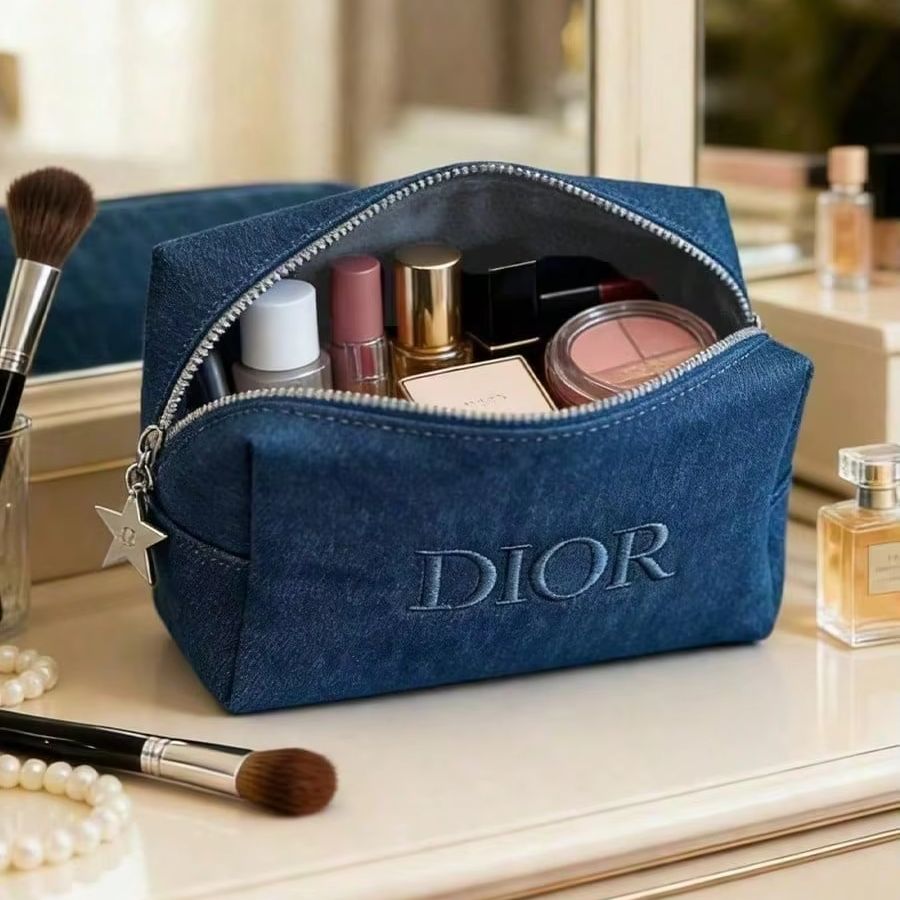 กระเป๋าเครื่องสำอาง Dior สีเดน - Beauty Makeup Dior บทวิจารณ์และราคา