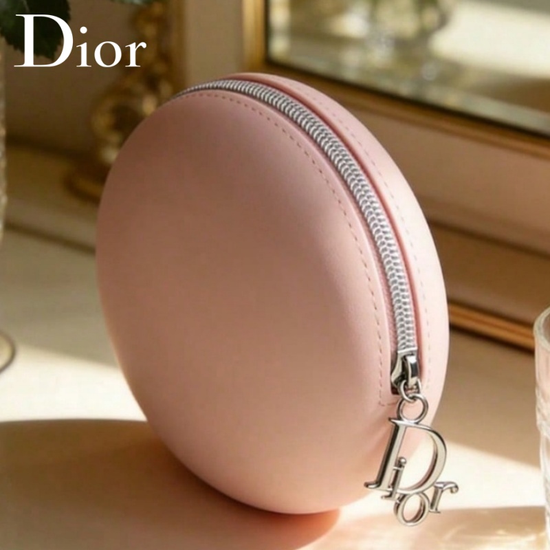 คริสเตียน ดิออร์ ดิออร์'ส แบ็ก - Beauty Makeup Dior บทวิจารณ์และราคา
