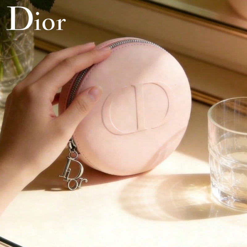 คริสเตียน ดิออร์ ดิออร์'ส แบ็ก - Beauty Makeup Dior บทวิจารณ์และราคา