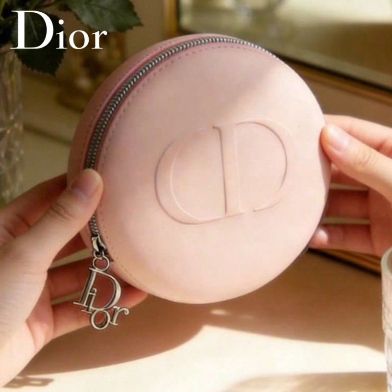 คริสเตียน ดิออร์ ดิออร์'ส แบ็ก - Beauty Makeup Dior บทวิจารณ์และราคา