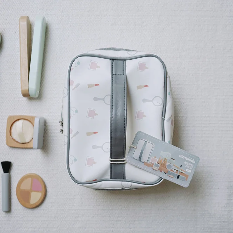 ชุดของเล่นแต่งหน้าจำลองไม้สำหร - Beauty Makeup Kids บทวิจารณ์และราคา