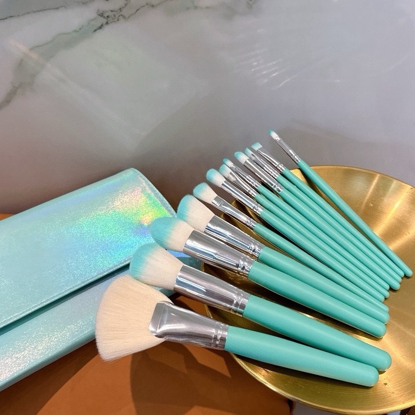 ชุดแปรงแต่งหน้าระดับมืออาชีพ 1 - Beauty Makeup Gift Sets บทวิจารณ์และราคา